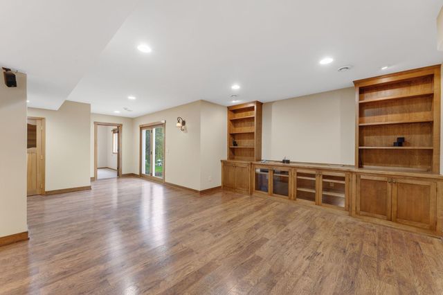 343 Foster Avenue, Carver, MN 55315