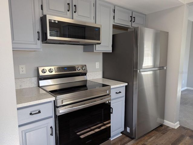 8707 BARDMOOR PLACE 202, Seminole, FL 33777