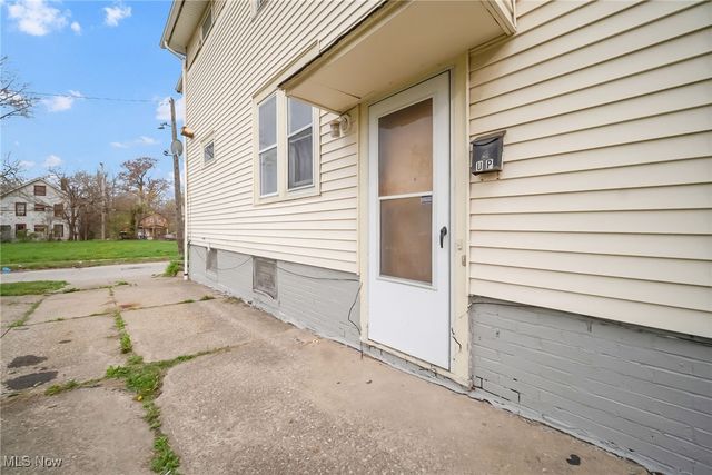 1141 E 148th Street, Cleveland, OH 44110