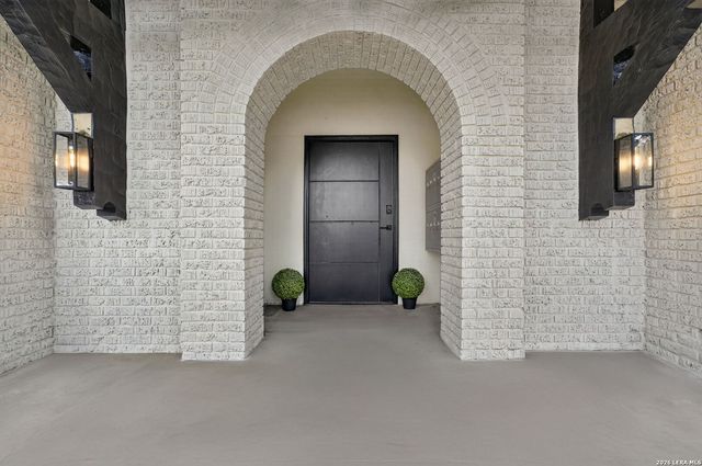 1635 W Mulberry Ave Apt 206, San Antonio, TX 78201
