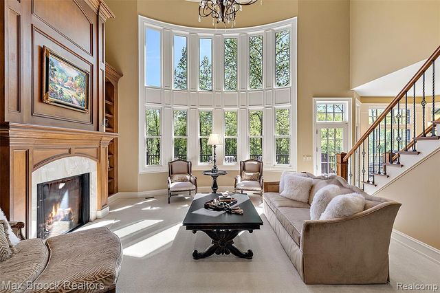 9716 Hadley Road, Clarkston, MI 48348