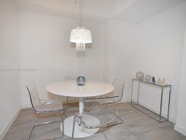 999 SW 1st Ave 1611, Miami, FL 33130