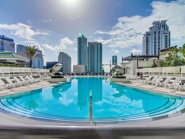 999 SW 1st Ave 1611, Miami, FL 33130