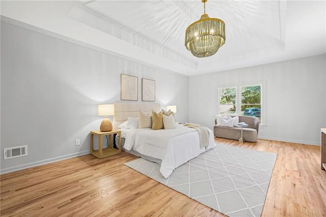 1018 Mill Creek NE Manor, Brookhaven, GA 30319