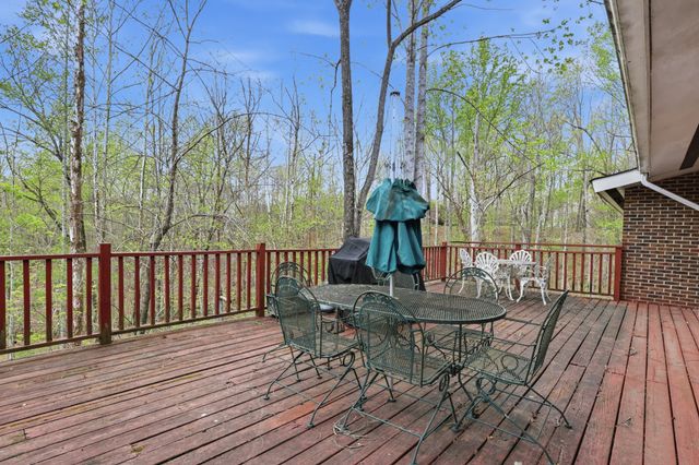 1071 Simms Heights Rd, Kingston Springs, TN 37082
