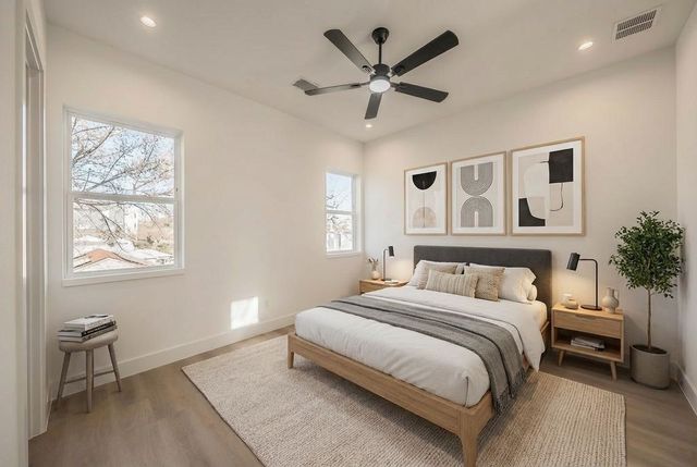 2523 Hondo Avenue 102, Dallas, TX 75219