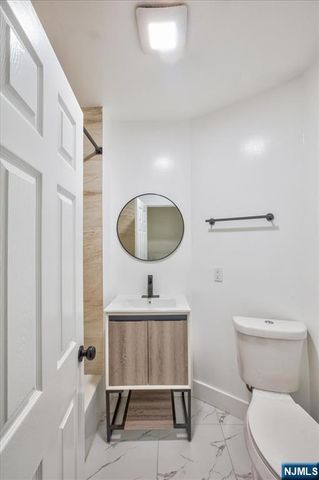 22 Edwin Place, Newark, NJ 07112