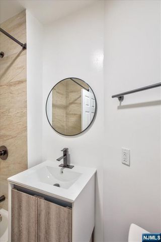 22 Edwin Place, Newark, NJ 07112