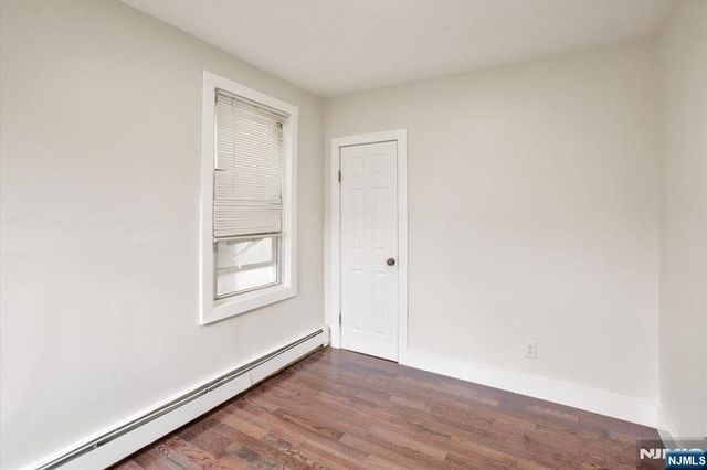 22 Edwin Place, Newark, NJ 07112