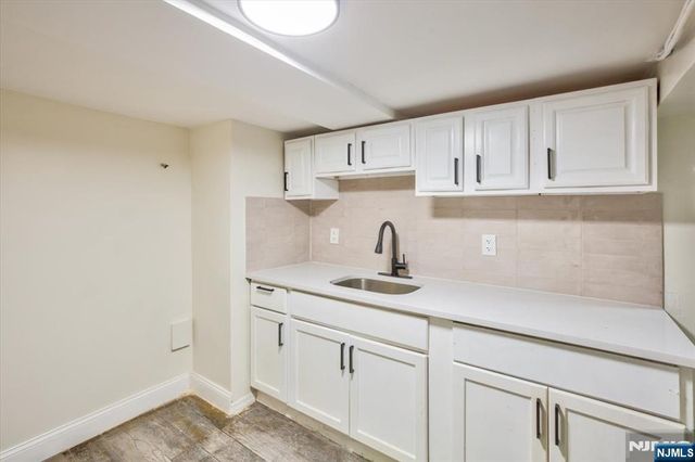 22 Edwin Place, Newark, NJ 07112