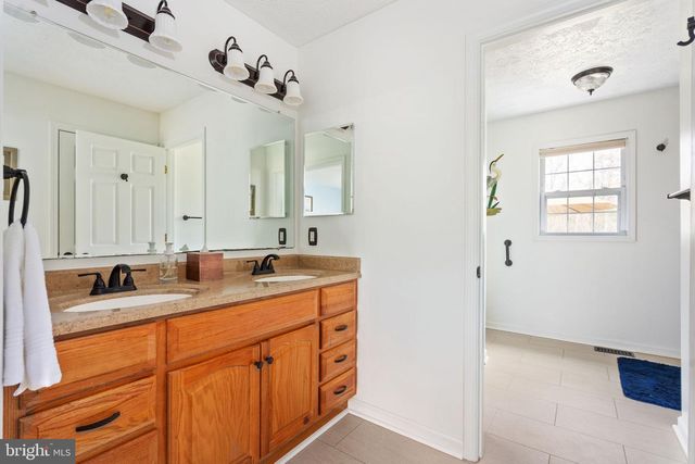 151 LINDA LN, Mineral, VA 23117