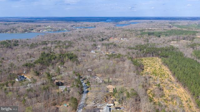 151 LINDA LN, Mineral, VA 23117