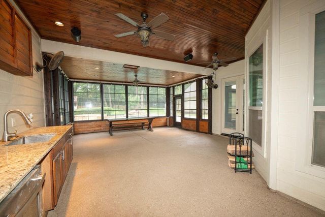 7619 Lorna Road, Montgomery, TX 77316