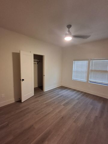 902 Chestnut Street, Commerce, TX 75428