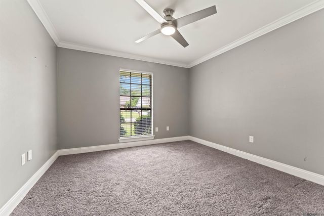 13706 Damon Dr, Baton Rouge, LA 70816