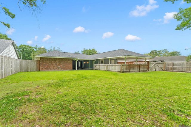 13706 Damon Dr, Baton Rouge, LA 70816