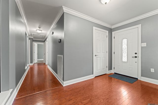 13706 Damon Dr, Baton Rouge, LA 70816