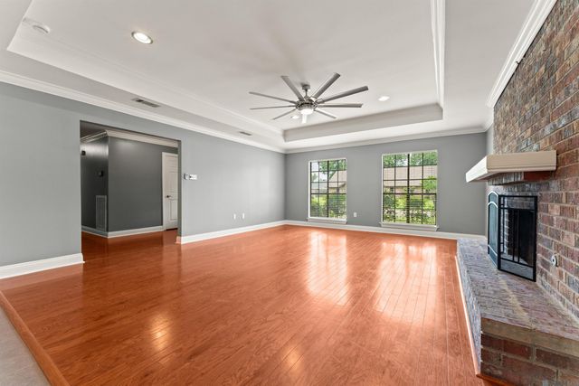 13706 Damon Dr, Baton Rouge, LA 70816