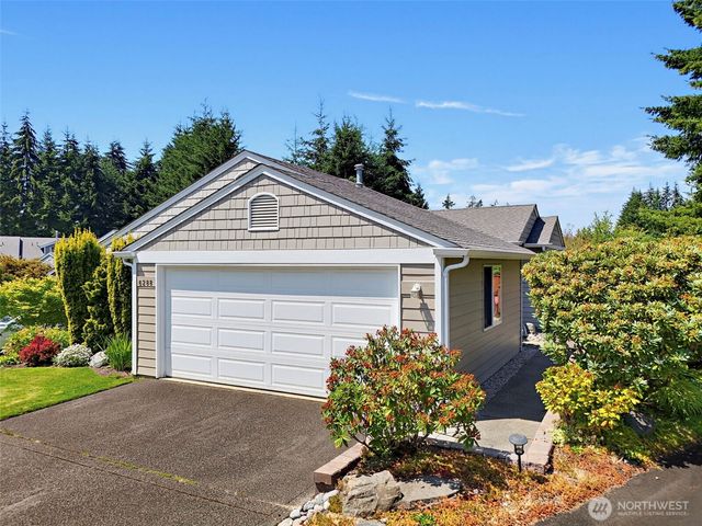 6288 Harbor Sunset Lane, Gig Harbor, WA 98335