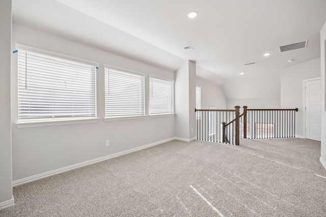 4005 Allred Drive, Heartland, TX 75114