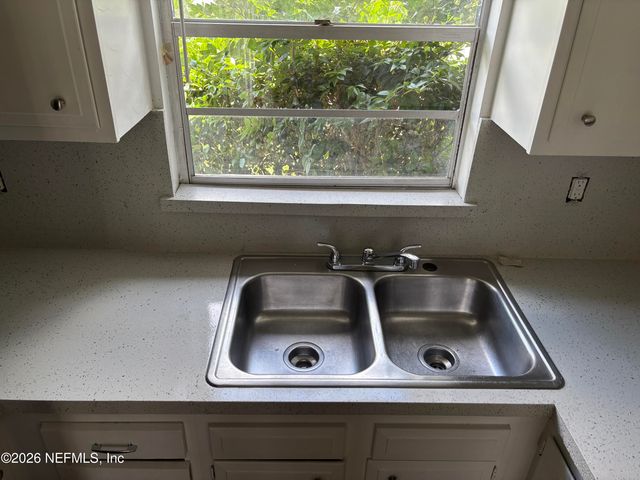 1529 PULLEN Road 3, Jacksonville, FL 32216