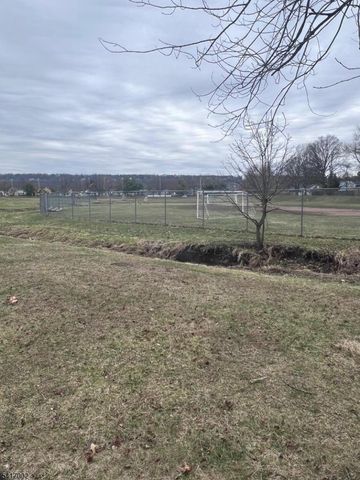 263 Colonial Pl, Plainfield City, NJ 07062