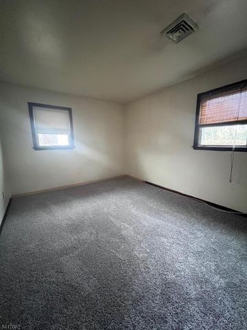 263 Colonial Pl, Plainfield City, NJ 07062