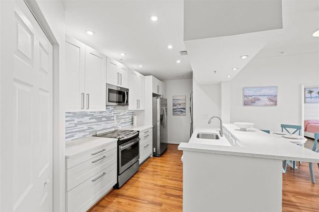 3020 NE 32nd Avenue Ph11, Fort Lauderdale, FL 33308