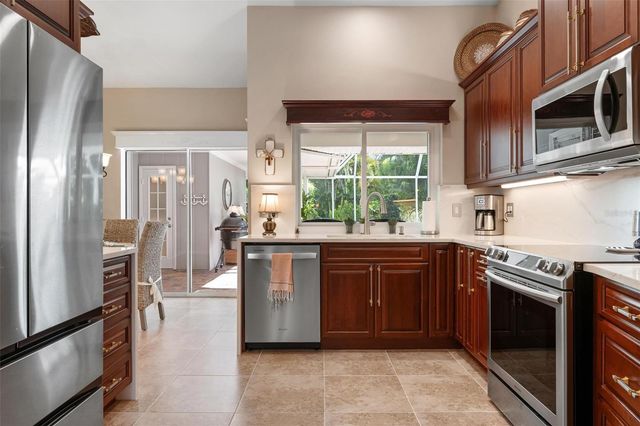 512 WARWICK DRIVE, Venice, FL 34293