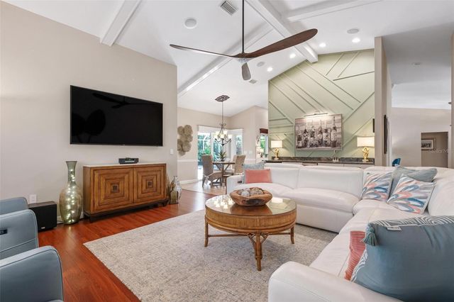 512 WARWICK DRIVE, Venice, FL 34293
