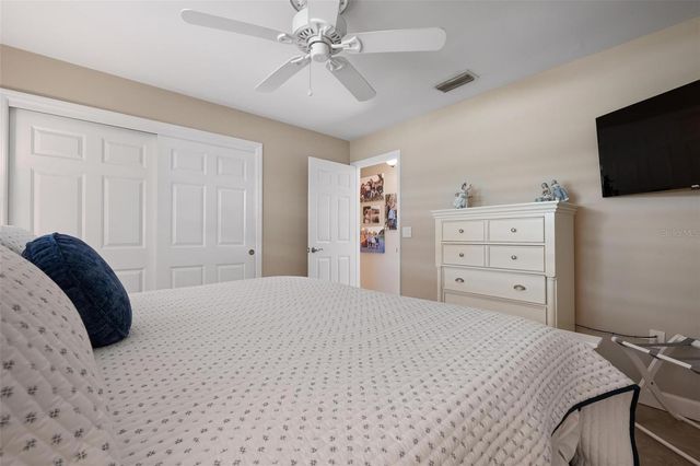 512 WARWICK DRIVE, Venice, FL 34293