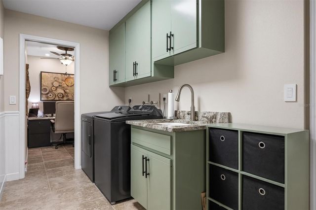512 WARWICK DRIVE, Venice, FL 34293