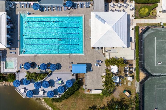 512 WARWICK DRIVE, Venice, FL 34293