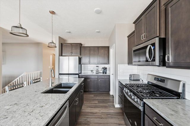 4 ALDER Circle, Council Bluffs, IA 51503