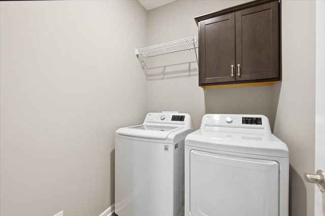 4 ALDER Circle, Council Bluffs, IA 51503