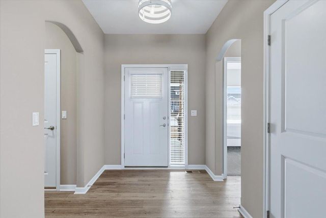 4 ALDER Circle, Council Bluffs, IA 51503