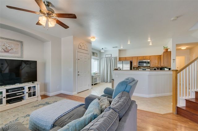 8638 Tom Noon Avenue 102, Las Vegas, NV 89178