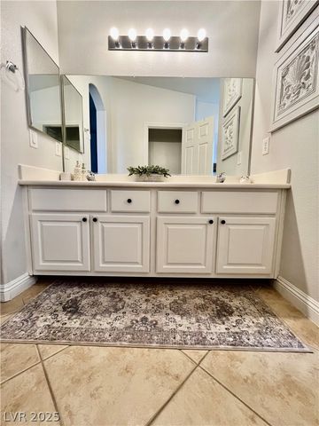 8638 Tom Noon Avenue 102, Las Vegas, NV 89178