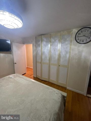 12502 COLBY DR, Woodbridge, VA 22192