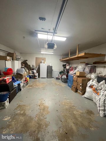 12502 COLBY DR, Woodbridge, VA 22192