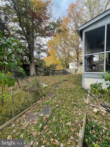 12502 COLBY DR, Woodbridge, VA 22192