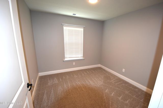 274 Flower Garden Drive, Southaven, MS 38671