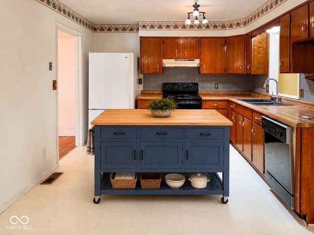 8904 Camby Road, Camby, IN 46113