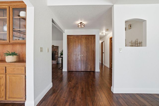 6895 Park Pl, Granite Bay, CA 95746