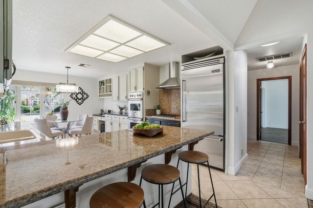 6895 Park Pl, Granite Bay, CA 95746