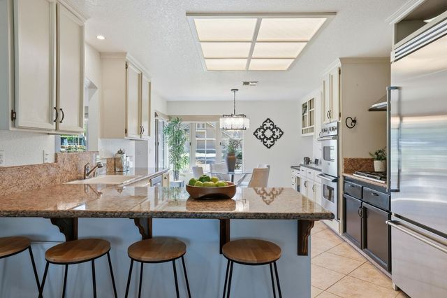 6895 Park Pl, Granite Bay, CA 95746