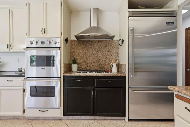 6895 Park Pl, Granite Bay, CA 95746