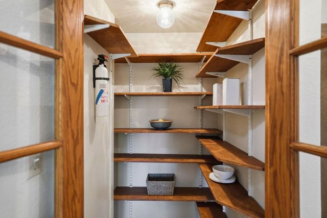 6895 Park Pl, Granite Bay, CA 95746