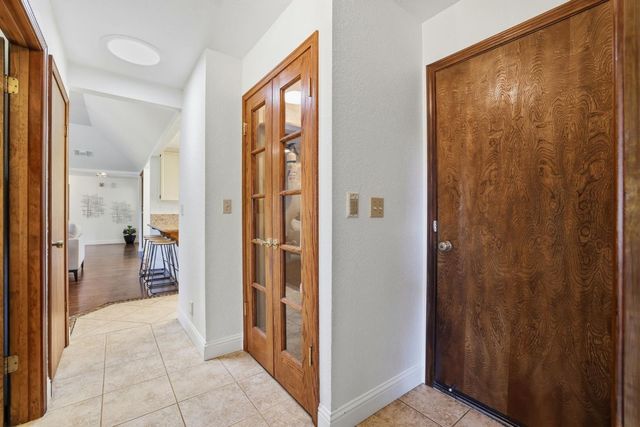 6895 Park Pl, Granite Bay, CA 95746