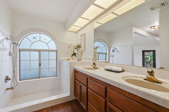 6895 Park Pl, Granite Bay, CA 95746